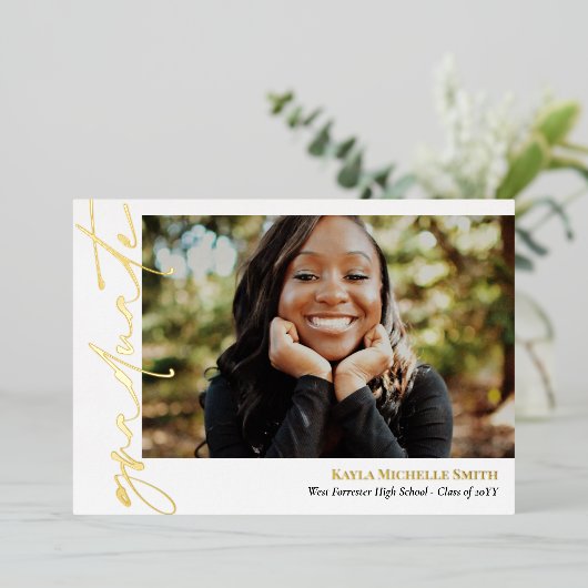 Invitation En Aluminium Blancs Gold Calligraphy Photo Graduation (Debout devant)