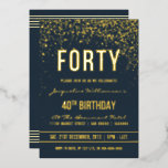 Invitation En Aluminium Bleu foncé | Gold Confetti 40e fête d'anniversaire<br><div class="desc">Bleu foncé | Gold Confetti 40th Birthday Foil Party Invitations. Cette invitation formelle, élégante, branchée et moderne à la fête du quarantième anniversaire convient aux hommes ou aux femmes. Il comprend des lignes dorées propres, un script gothique coque élégant et un texte sophistiqué en feuille d'or sur un arrière -...</div>