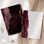 Invitation En Aluminium Burgundy Red Gold Agate Mariage moderne<br><div class="desc">Le bord gauche de cette élégante faire-part de mariage moderne est orné d'une bordure d'aquarelle rouge bordeaux et ornée d'une parties scintillant en faux or. Le texte personnalisable combine écriture manuscrite, copperplate et polices italiques en feuille d'or réelle sur un arrière - plan blanc. L'envers est assorti d'un design d'agate...</div>
