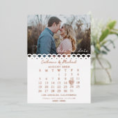 Invitation En Aluminium Calendrier photo en dentelle blanche moderne Enreg (Debout devant)