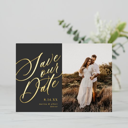 Invitation En Aluminium Calligraphie Script Enregistrer la date Photo Gold (Debout devant)