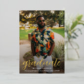 Invitation En Aluminium Chic Script Photo Graduation Or (Debout devant)