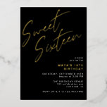 Invitation En Aluminium Cool Black & Gold Sweet sixteen Glam 16e anniversa<br><div class="desc">Invitations modernes et cool de 16ème anniversaire avec titre "Sweet sixteen" texte en feuille d'or sur un arrière - plan noir contrastant. L'envers comporte un motif du mot "seize" dans le script de coordination. Le motif latéral inverse, ainsi que la couleur arrière - plan, peuvent être modifiés à l'aide de...</div>