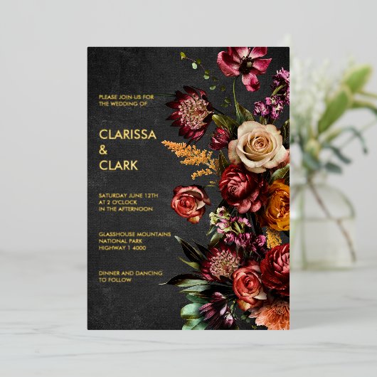 Invitation En Aluminium Dark Moody Bold Wild Flower Mariage (Debout devant)