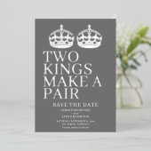 Invitation En Aluminium Deux rois font une paire Mariage gay (Debout devant)
