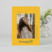 Invitation En Aluminium Diplômé de l'Université Kettering (Debout devant)