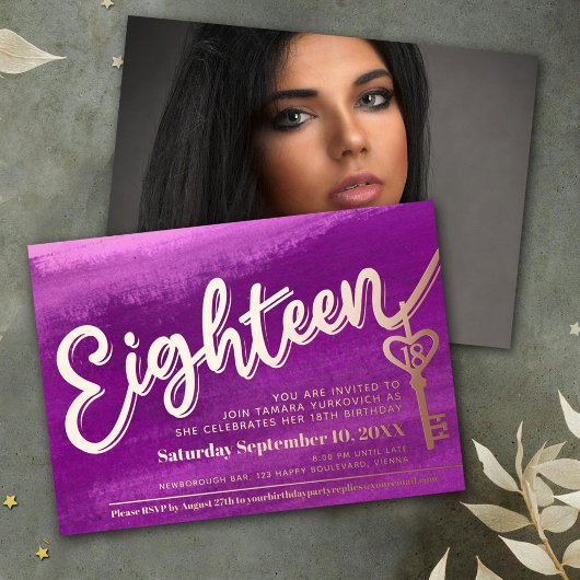 Invitation En Aluminium Dix-huit clé de script 18e anniversaire violet or