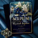 Invitation En Aluminium Elégant Bleu Baroque Floral Surprise 30e anniversa<br><div class="desc">Elégant style baroque foncé et moody bleu et blanc floral "SURPRISE" design de fête d'anniversaire. Le lys blanc des fleurs de la vallée et les fleurs d'aubépine bleu foncé avec la végétation luxuriante et verdoyante, sur un arrière - plan turquoise à bleu foncé. Ajoutez à cela le luxe d'une véritable...</div>