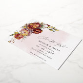 Invitation En Aluminium Elégant Boho Bourgogne Blush Floral Photo (Rotation)