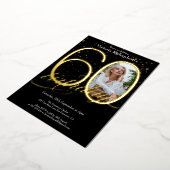 Invitation En Aluminium Elégant Confetti Photo Black Gold 60e anniversaire (Rotation)