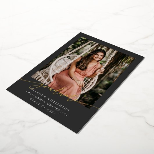 Invitation En Aluminium Elégant Gold Black Script superposition photo Grad (Rotation)