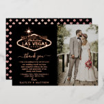Invitation En Aluminium Elégant Las Vegas Destination Merci de mariage<br><div class="desc">Dites merci en style avec ces mariage tendance Las Vegas véritable feuille d'or pressé merci cartes. Le texte et la photo modèles sont faciles à personnaliser et votre famille et vos amis seront ravis de recevoir ces fabuleux remerciements.</div>