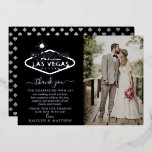 Invitation En Aluminium Elégant Las Vegas Destination Merci de mariage<br><div class="desc">Dites merci en style avec ces mariage tendance Las Vegas véritable feuille d'or pressé merci cartes. Le texte et la photo modèles sont faciles à personnaliser et votre famille et vos amis seront ravis de recevoir ces fabuleux remerciements.</div>