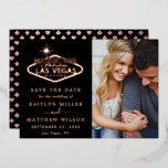 Invitation En Aluminium Elégant Las Vegas Photo Mariage Enregistrer La Dat<br><div class="desc">Célébrez en style avec ces photo mariage tendance Las Vegas vrai papier or rose pressé enregistrer les cartes de date. Le texte et la photo modèles sont faciles à personnaliser et votre famille et vos amis seront ravis de recevoir ces fabuleux remerciements. Les éléments mariages correspondants se trouvent dans la...</div>
