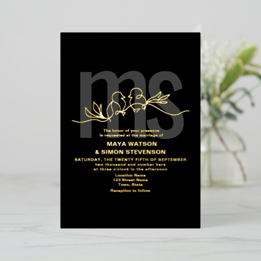 Invitation En Aluminium Élégant Monogram Gold et Mariage noir (Debout devant)