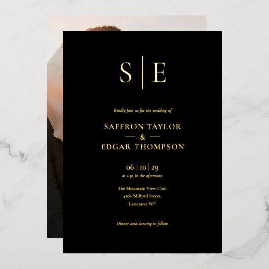 Invitation En Aluminium Élégant Monogramme Noir Et Or Mariage Photo (Recto/Verso)