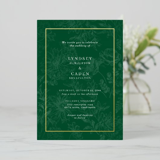 Invitation En Aluminium Élégant Romantique Floral Emerald Vert Mariage Or (Debout devant)