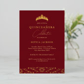 Invitation En Aluminium Elégant Rouge or Tiara Script Quinceanera (Debout devant)