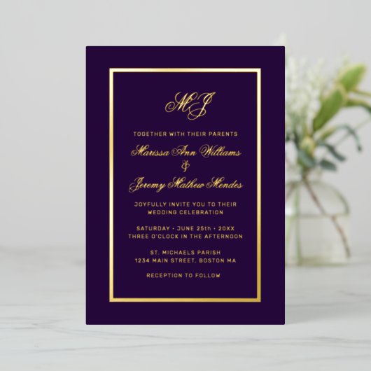 Invitation En Aluminium Élégant violet or Calligraphie Mariage de script (Debout devant)