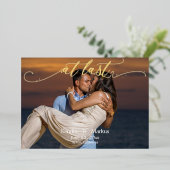 Invitation En Aluminium Élégante calligraphie AT DERNIER photo Enregistrer (Debout devant)