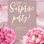 Invitation En Aluminium Elégante Dusty Rose 21e Anniversaire Surprise<br><div class="desc">Voici une nouvelle invitation à la fête d'anniversaire adulte moderne et élégante avec arrière - plan rose poussiéreux avec texte de typographie manuscrit en or qui dit "shh! c'est une fête surprise". Customisez cette carte de modèle en ajoutant vos propres informations de fête.</div>