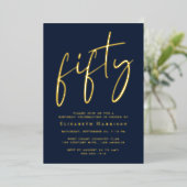 Invitation En Aluminium Fête d'anniversaire Chic Script 50 ans (Debout devant)