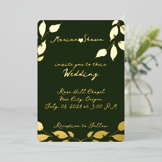 Invitation En Aluminium Feuilles minimaux d'or vert élégant (Debout devant)