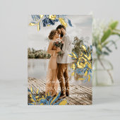 Invitation En Aluminium Fleur bleue délicate et or Save the Date (Debout devant)