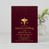 Invitation En Aluminium Gold caduceus burgundy Class Of 2026 graduation  (Debout devant)