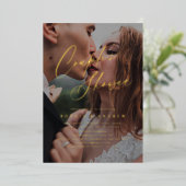 Invitation En Aluminium Gold élégant script moderne photo couples douche (Debout devant)