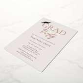 Invitation En Aluminium Gold Foil Grad Casquette Calligraphie Parti de gra (Rotation)