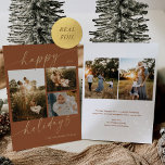 Invitation En Aluminium Gold Foil Happy Holidays Photo Christmas Card<br><div class="desc">Améliorez vos souhaits de vacances avec notre carte de vacances photo chic et contemporaine. Son design minimaliste exhale l'élégance,  offrant une toile de bon goût pour vos photos de famille. L'ajout d'accents dorés apporte une touche de luxe et de sophistication,  ajoutant du charme à votre message de vacances chaleureux.</div>
