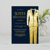 Invitation En Aluminium Gold & Navy Suit & Cravate 50e fête d'anniversaire (Debout devant)