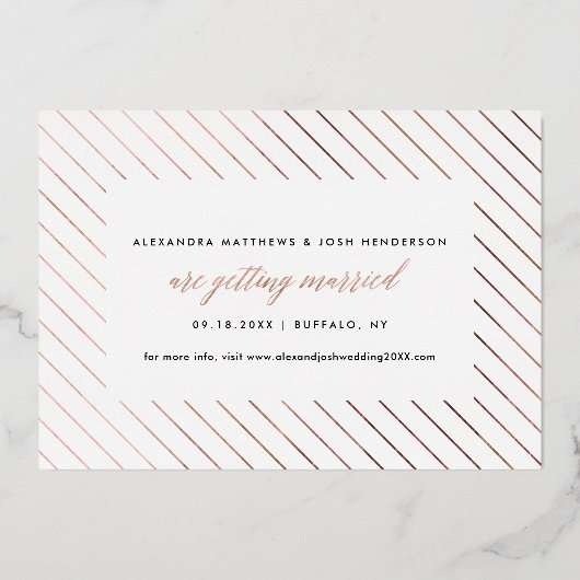 Invitation En Aluminium Gold Script Photo Enregistrer la date dans Gold Fo (Verso)