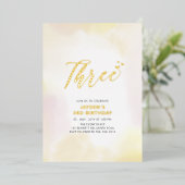 Invitation En Aluminium Gold & Yellow Heart Trois 3e fête d'anniversaire (Debout devant)