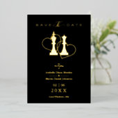 Invitation En Aluminium Golden Wedding Chess Pieces King & Queen Black (Debout devant)