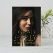Invitation En Aluminium GRAD PARTY | Gold Pressed Script Modern College (Debout devant)