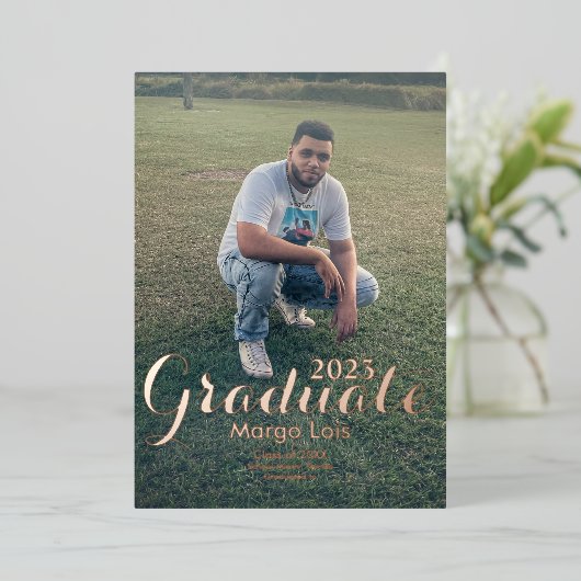 Invitation En Aluminium Graduation Photo Gold Bold Pressé (Debout devant)