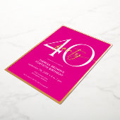 Invitation En Aluminium Jour d'anniversaire minimal rose Quarante Script (Rotation)
