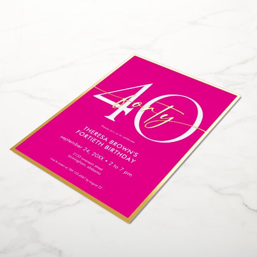 Invitation En Aluminium Jour d'anniversaire minimal rose Quarante Script (Rotation)