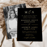 Invitation En Aluminium Mariage photo Elegant Gold<br><div class="desc">Faites une déclaration audacieuse avec ce faire-part de mariage moderne minimaliste, avec vos initiales monogrammes et les détails mariages en lettres dorées luxueuses. L'élégance des accents de script de calligraphie apporte une touche raffinée au design épuré. L'arrière - plan noir frappant peut être customisé à n'importe quelle couleur que vous...</div>