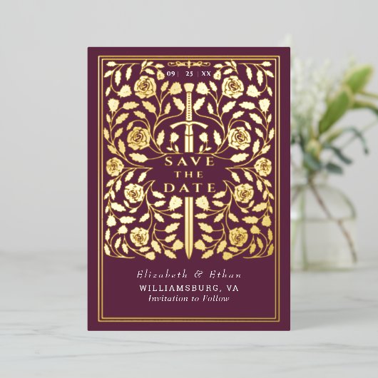 Invitation En Aluminium Mauve Royal Médiéval Mariage d'épée Enregistrer la (Debout devant)