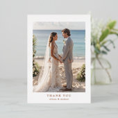 Invitation En Aluminium "Merci" Rose-or-huile, minimal, luxe, (Debout devant)