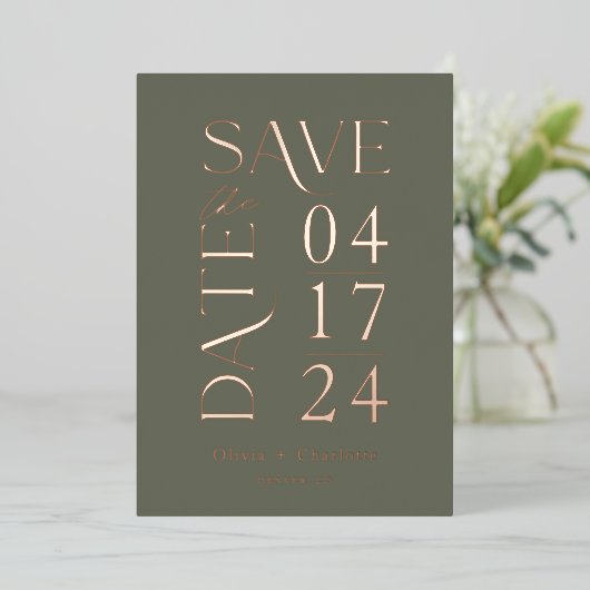 Invitation En Aluminium Moderne minimal Bold Enregistrer la date typograph (Debout devant)