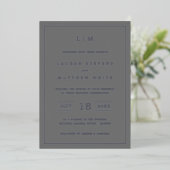 Invitation En Aluminium Monogramme gris foncé simple Mariage élégant (Debout devant)