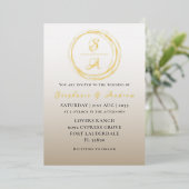 Invitation En Aluminium Monogramme Mariage de calligraphie or moderne (Debout devant)