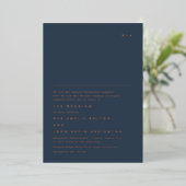 Invitation En Aluminium Monogramme Rose or simple et élégant | bleu marine (Debout devant)