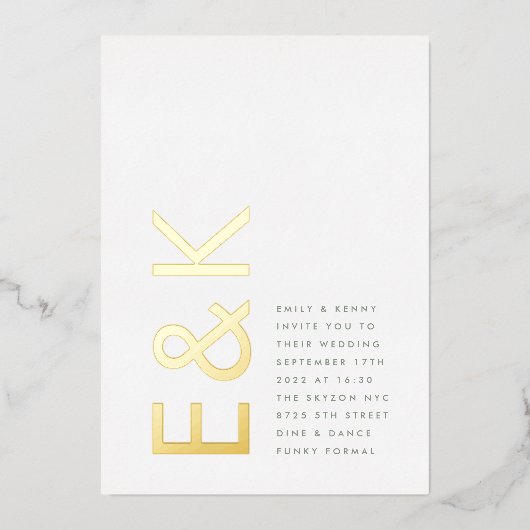 Invitation En Aluminium Monogramme ultra moderne Sage Vert Mariage OR (Devant)