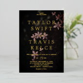 Invitation En Aluminium Moody Purple Blooms | Mariage Motif noir Foil (Debout devant)