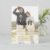 Invitation En Aluminium Natasha Photo Monogramme Mariage moderne (Debout devant)